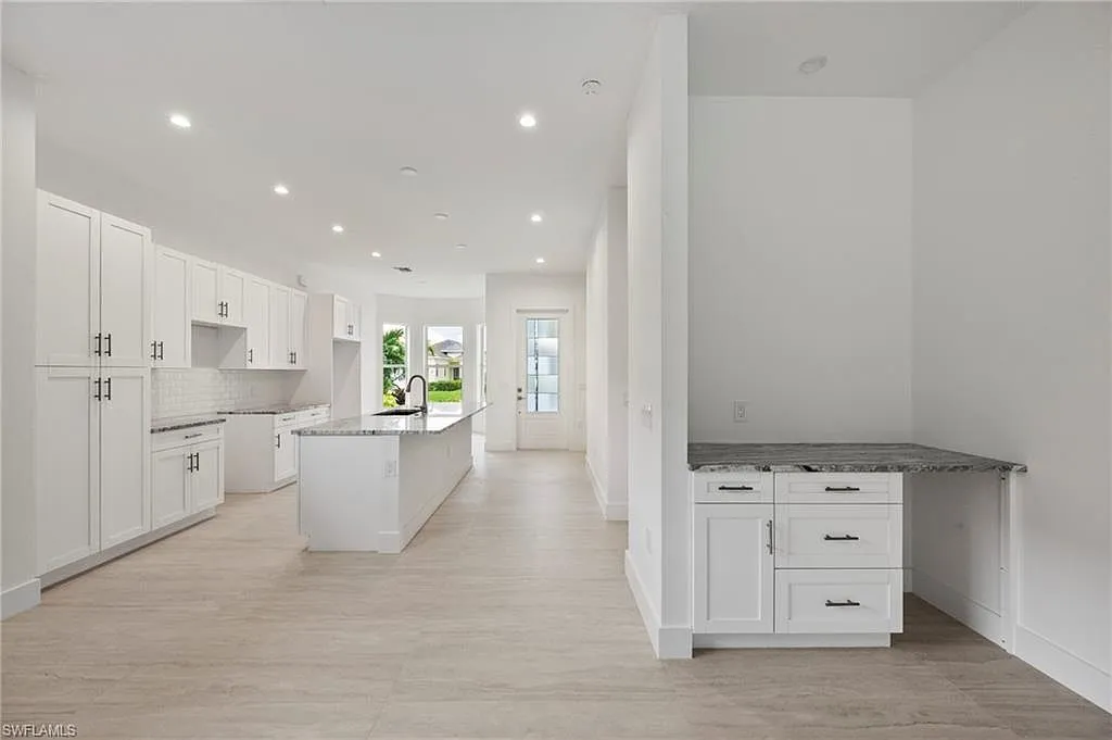 2553 Linda Dr photo from zillow
