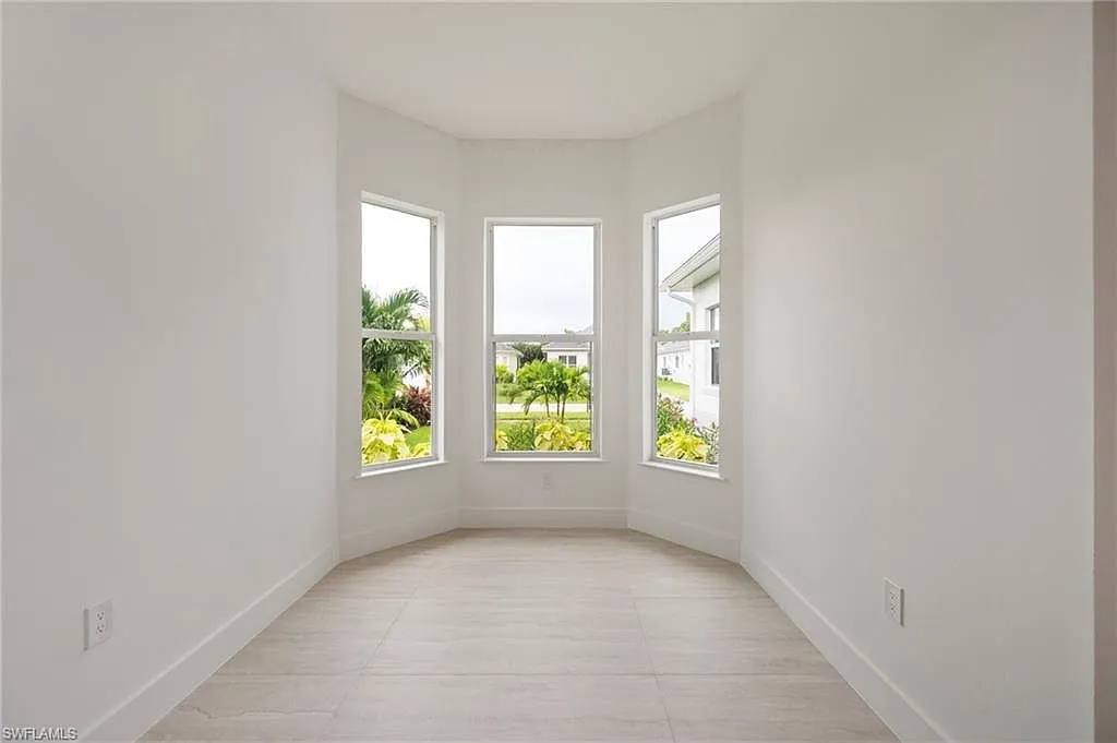 2553 Linda Dr photo from zillow